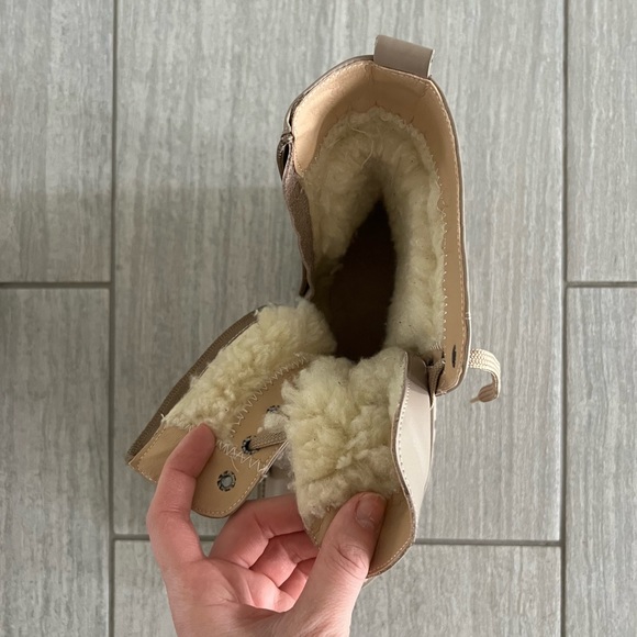 NWOT Genuine Shearling and Leather Beige Boots - Picture 2 of 7